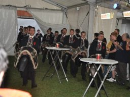 317871_10150278674667671_674662670_8384484_5219605_n